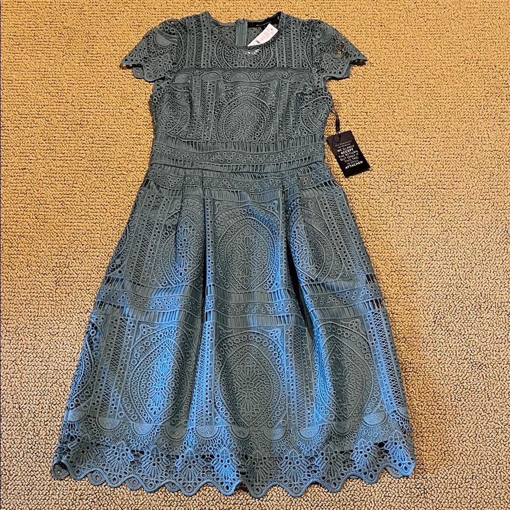 White House Black Market Green Lace Dress Sz 4 NWT